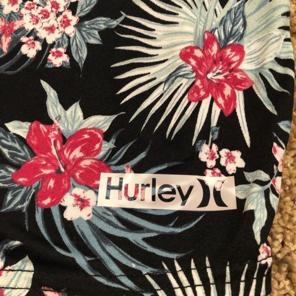 Hurley / NWT/ Sleep Long Sleeve Notch Collar Pajama Set / Tropical Oasis / LG - Picture 5 of 11